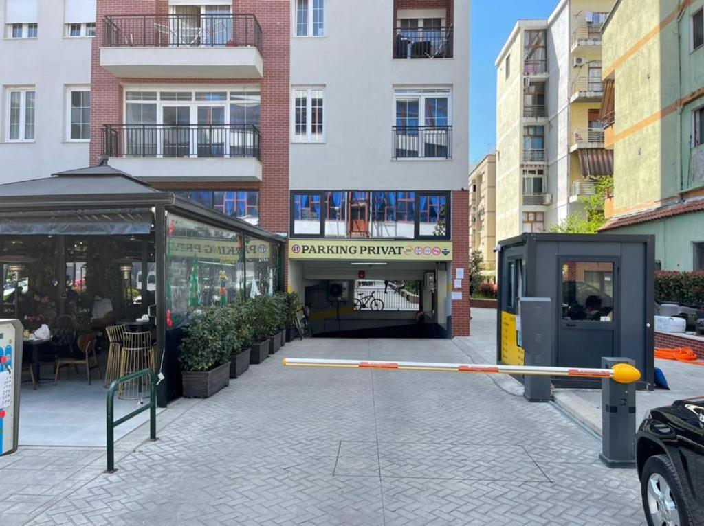 Lovely Apartment Tirana Exterior photo